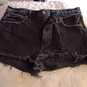 Ambercrombie & Fitch Short